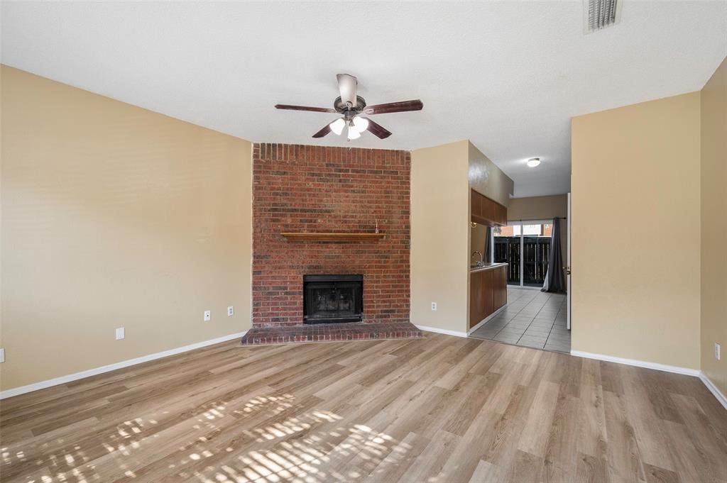 232 Samuel Boulevard 6