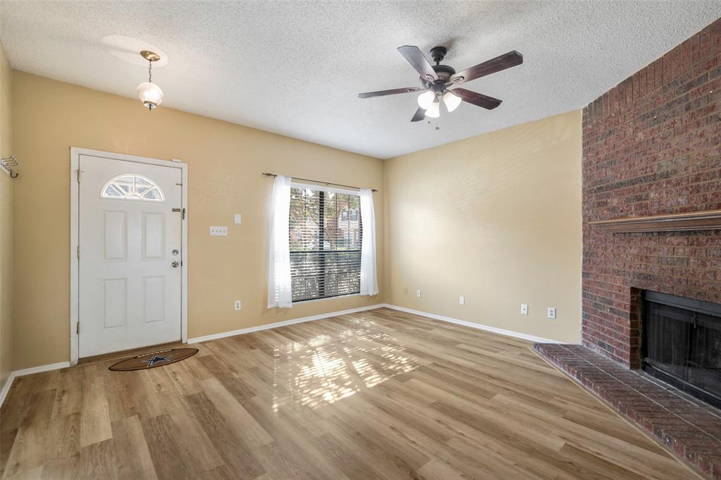 232 Samuel Boulevard 6