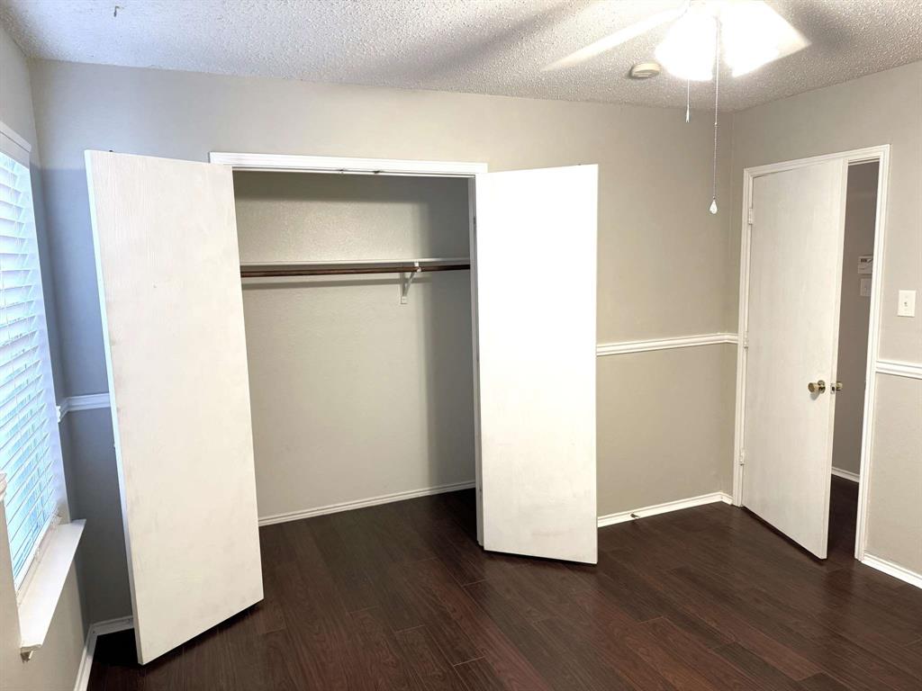 River Oaks Add Ph 2 - Residential Lease