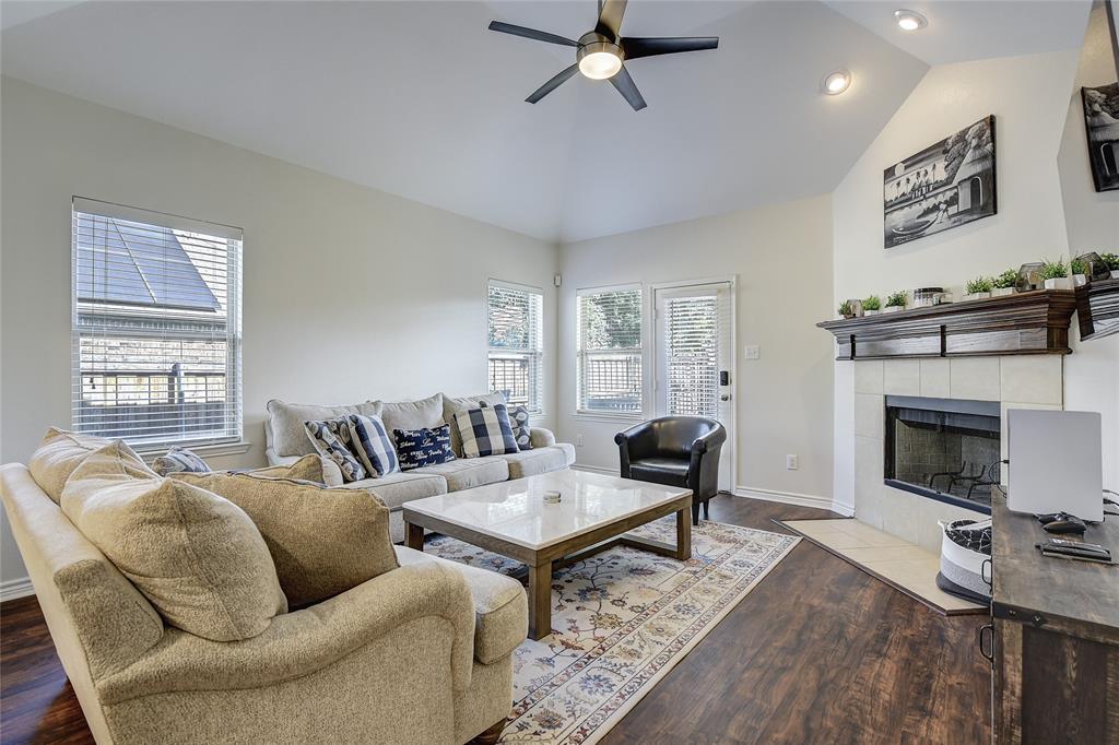 Woodridge Estates Ph Two - Residential