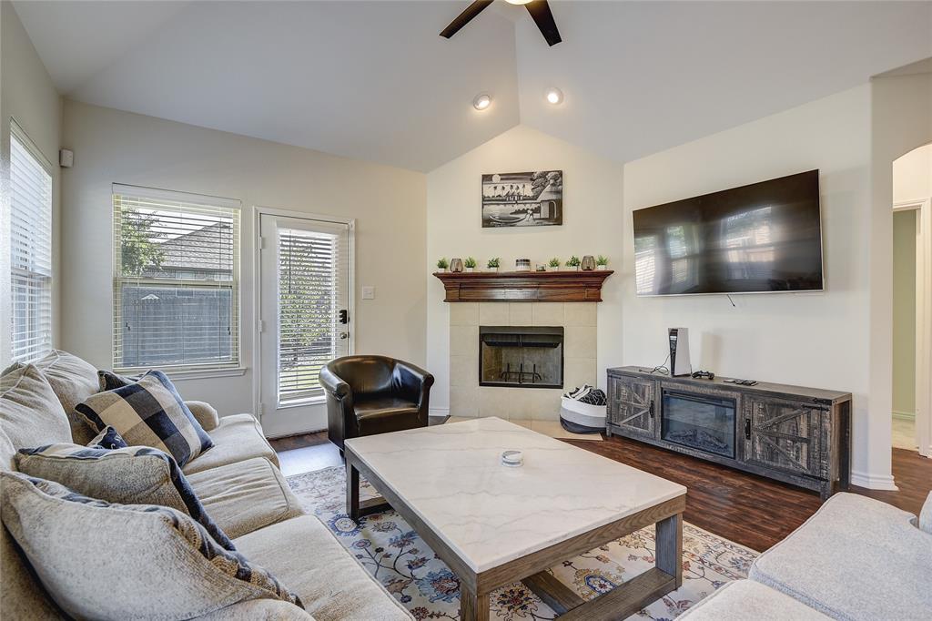 Woodridge Estates Ph Two - Residential