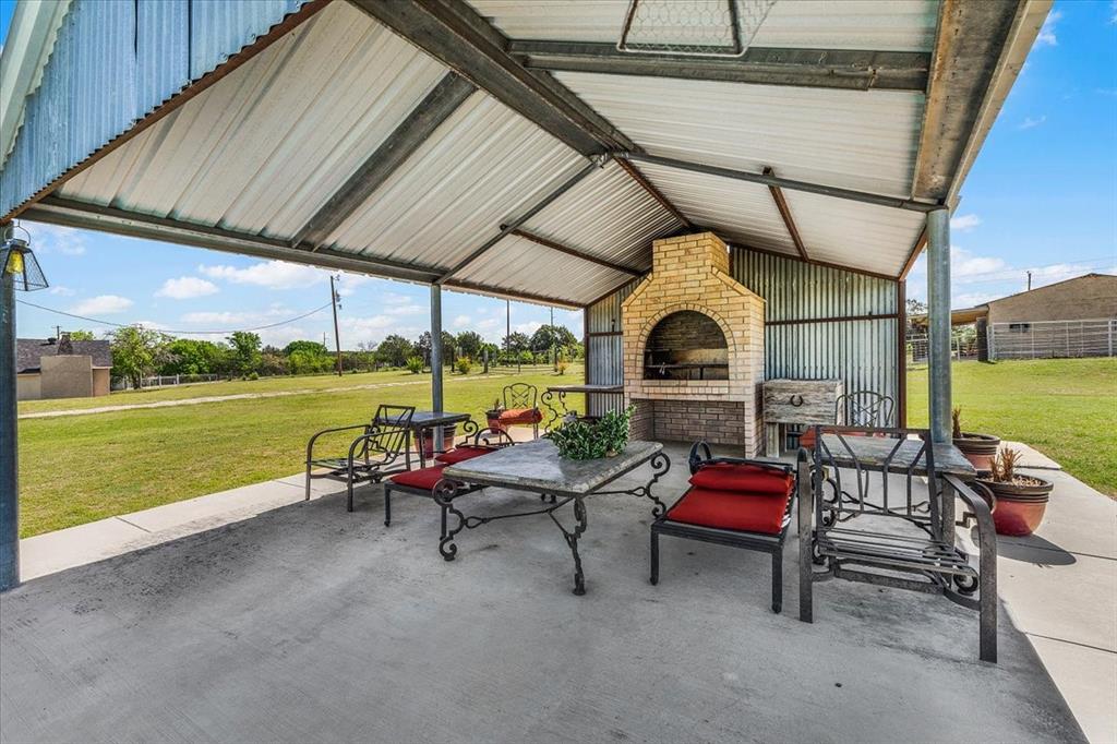 748 Rocky Ridge Lane