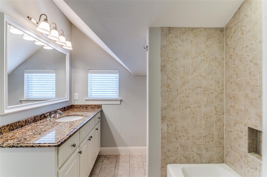 JW HALSELLS - Residential Lease