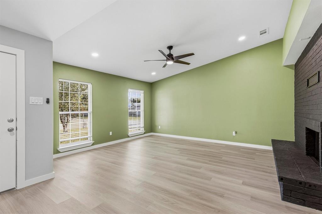 800 Netherland Drive