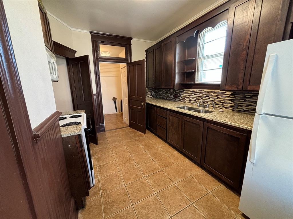 Emory College Sub of Patillo - Residential Lease