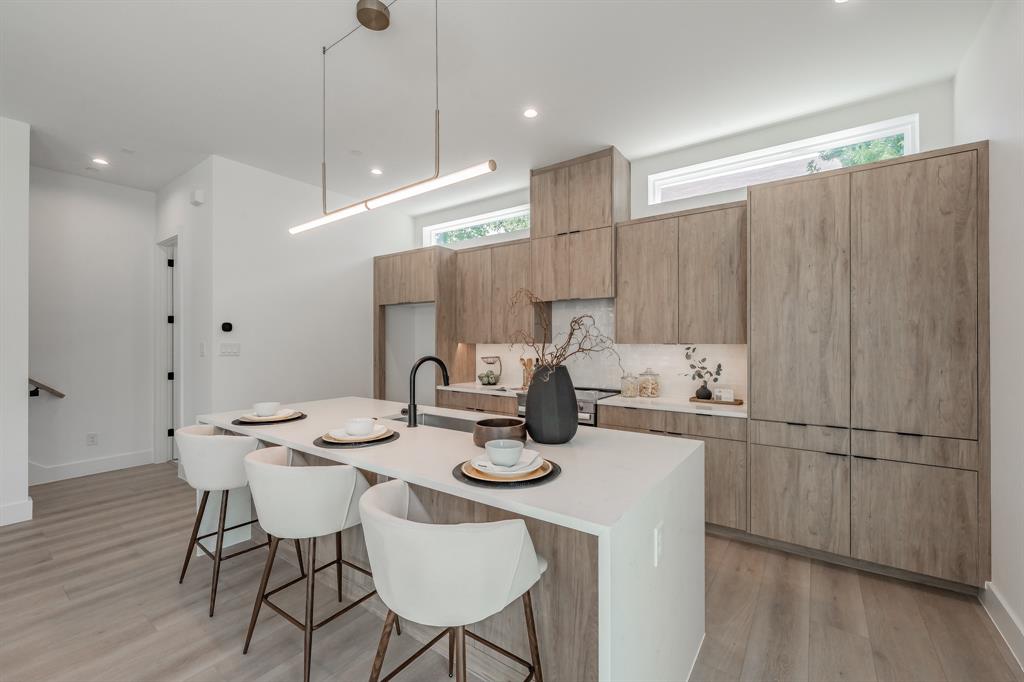 East Columbia Place - Residential Income