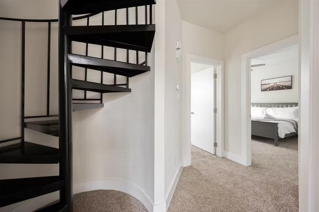 : J D CULLUMS OAK LAWN - Residential Lease