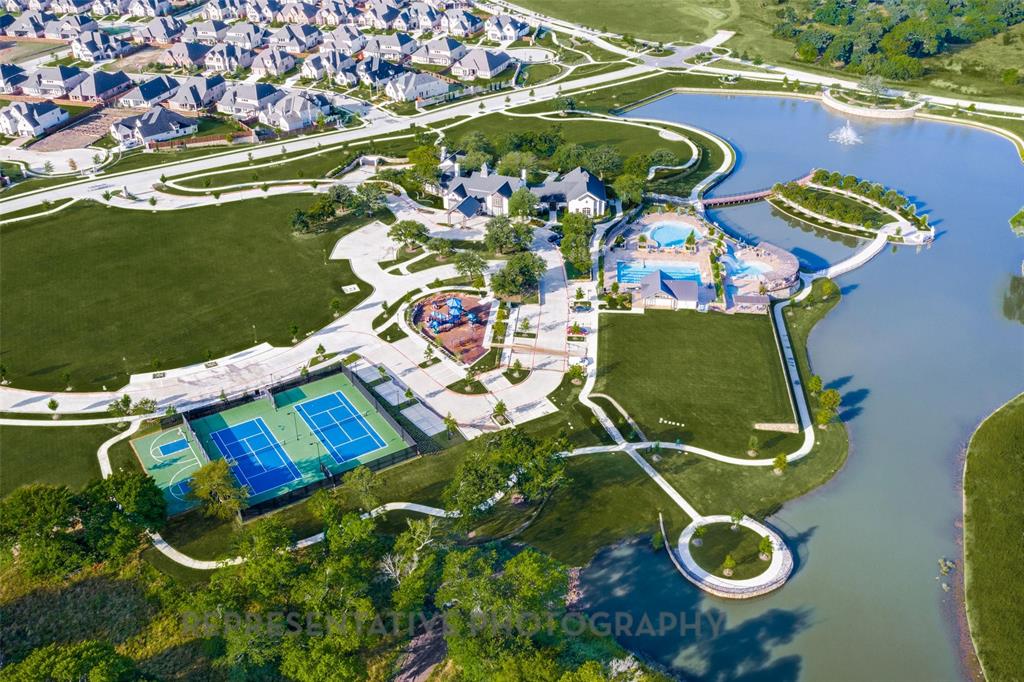 Mustang Lakes - Residential