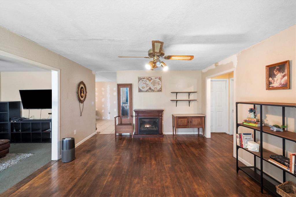 Town Alvarado - Residential