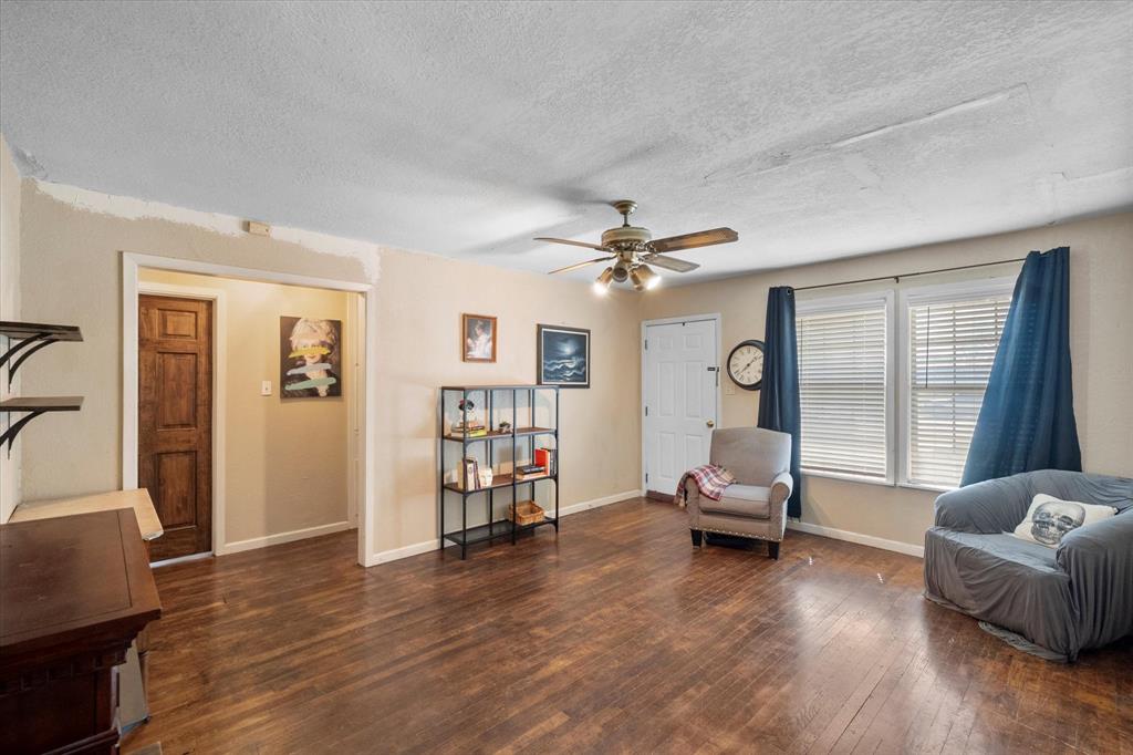 Town Alvarado - Residential