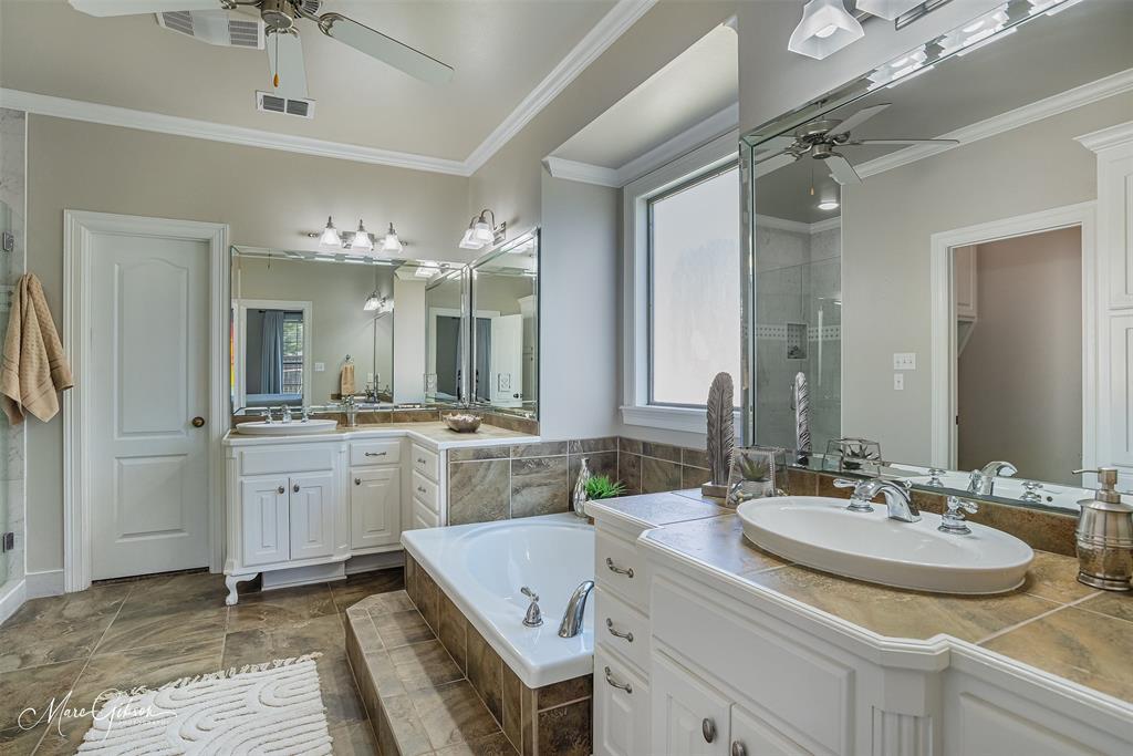 Shreveport, Louisiana 71106, United States, 3 Bedrooms Bedrooms, ,3 BathroomsBathrooms,Residential,Active,225803