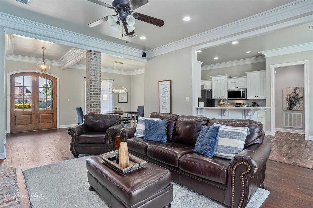 Shreveport, Louisiana 71106, United States, 3 Bedrooms Bedrooms, ,3 BathroomsBathrooms,Residential,Active,225803