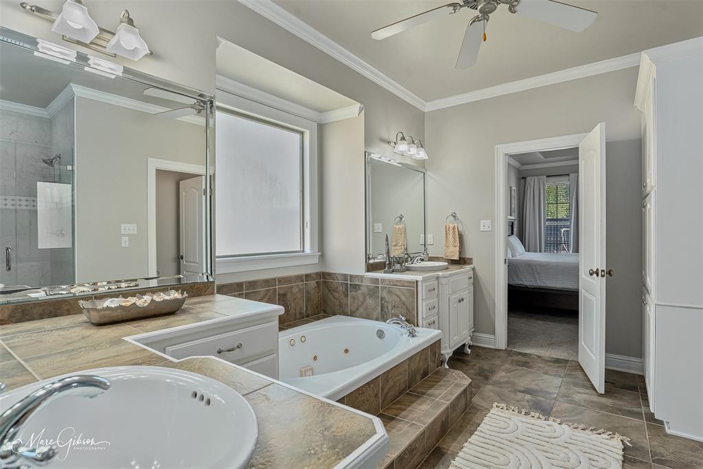 Shreveport, Louisiana 71106, United States, 3 Bedrooms Bedrooms, ,3 BathroomsBathrooms,Residential,Active,225803