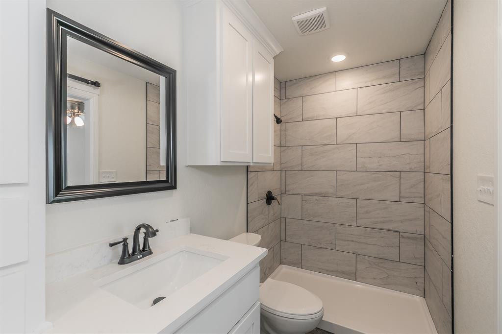 Blue Water Oaks - Residential