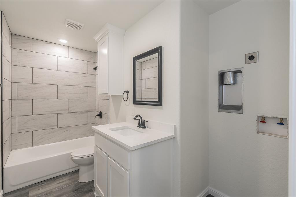 Blue Water Oaks - Residential