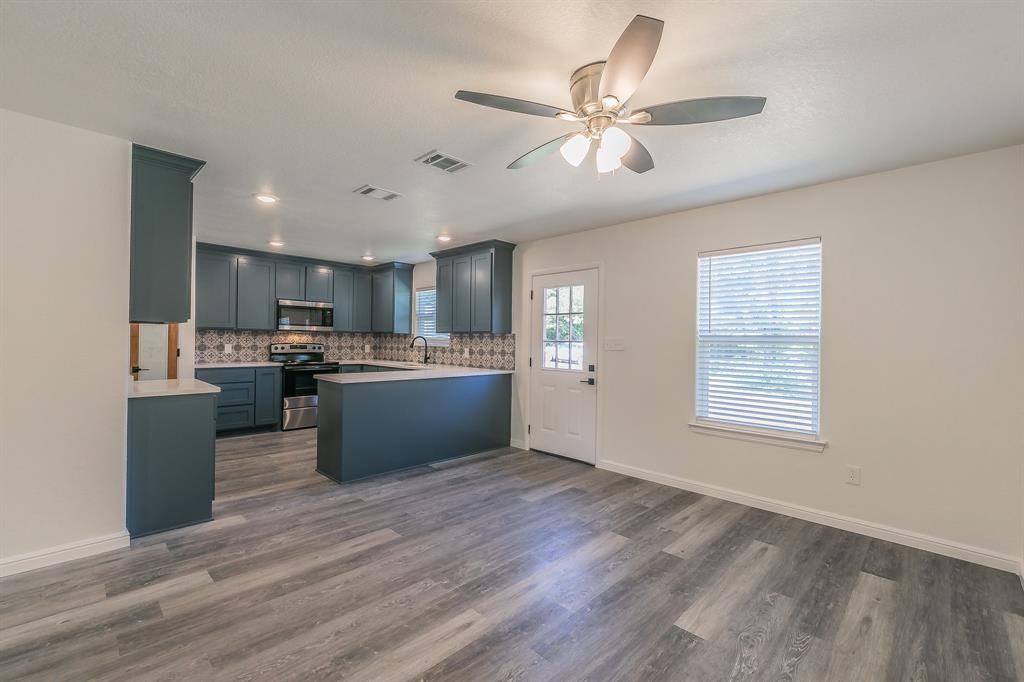 Blue Water Oaks - Residential