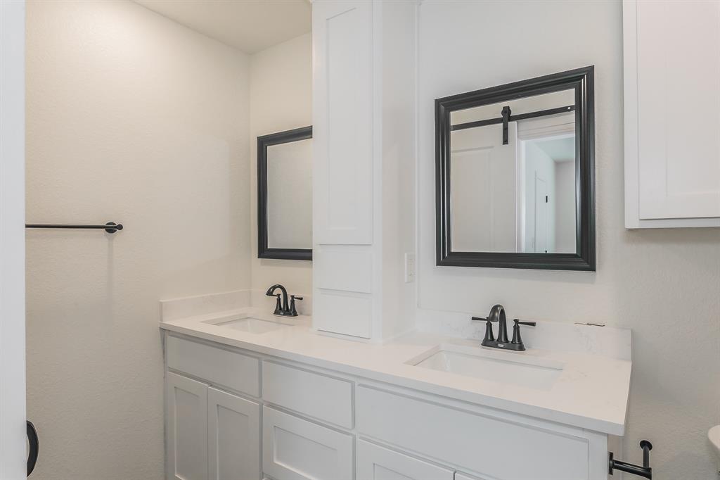 Blue Water Oaks - Residential