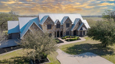 Photo of 8970 Burnett Road, Justin, TX 76247 (MLS # 21298964)