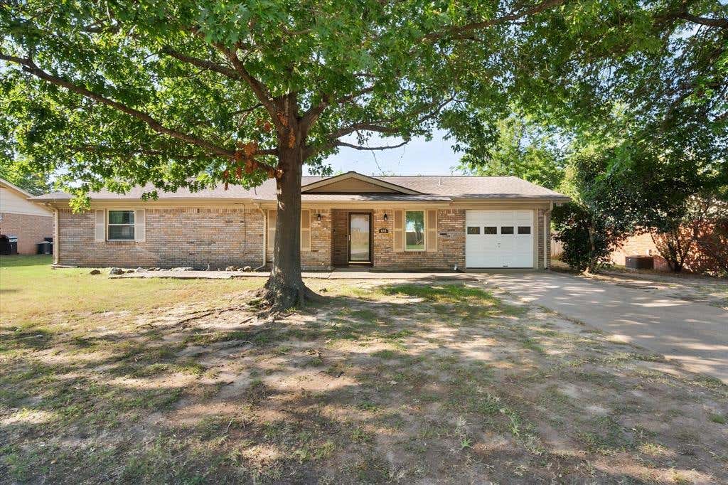 Photo of 419 Carol Avenue, Corsicana, TX 75110 (MLS # 21350501)