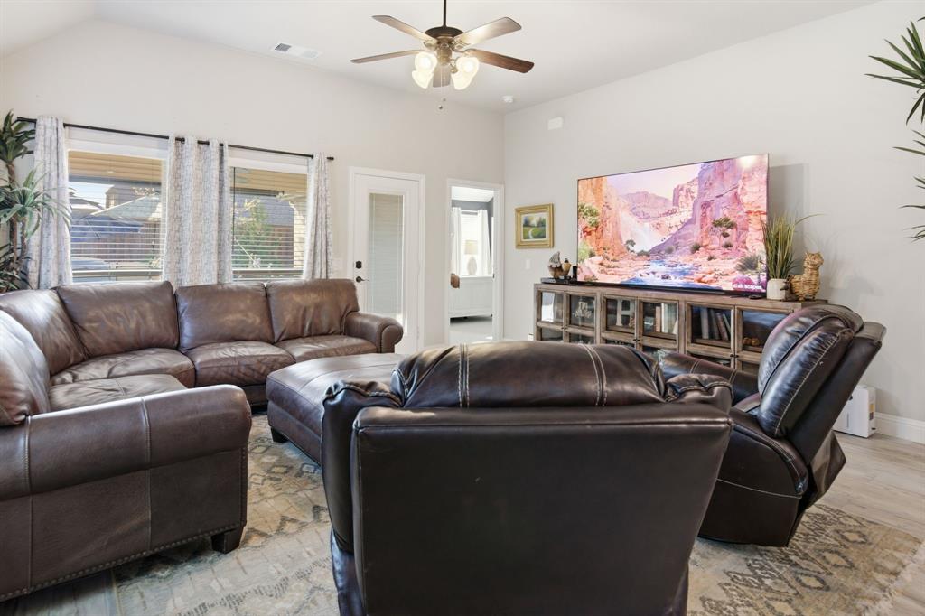 Live Oak Crk - Residential