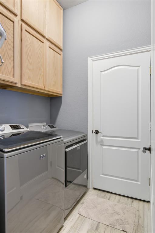 Live Oak Crk - Residential