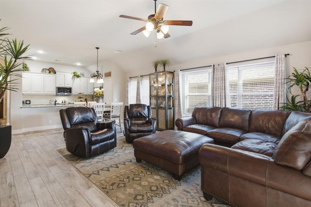 Live Oak Crk - Residential