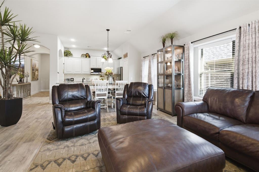 Live Oak Crk - Residential