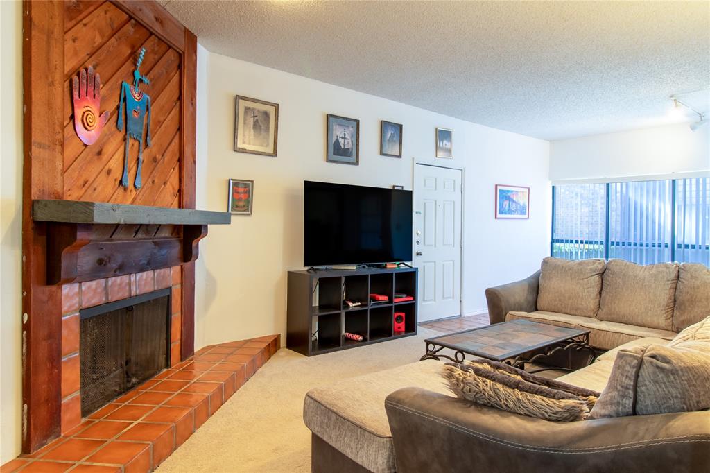9254 Forest Lane 607