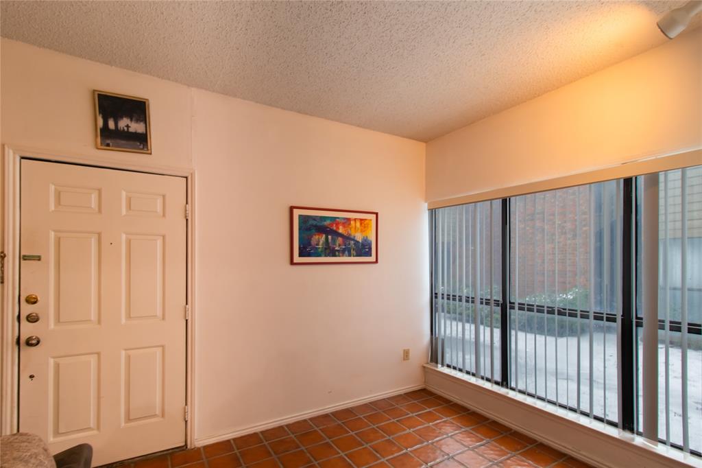 9254 Forest Lane 607
