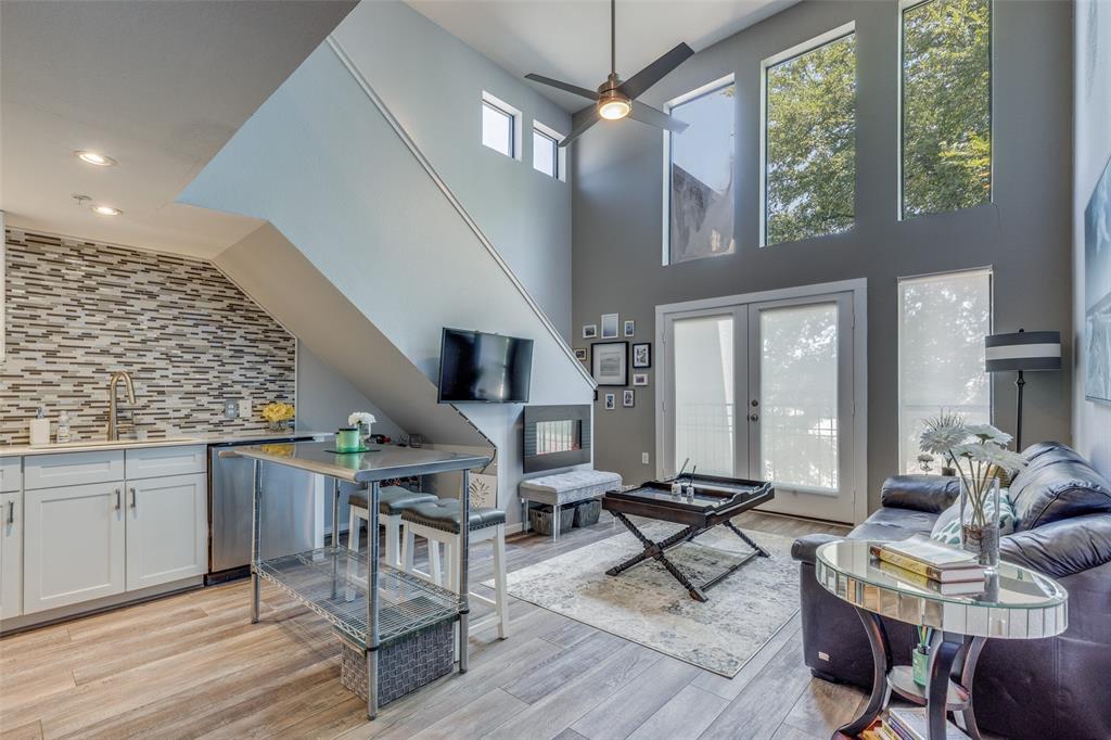 5111 Manett Condos - Residential Lease