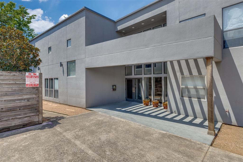 5111 Manett Condos - Residential Lease