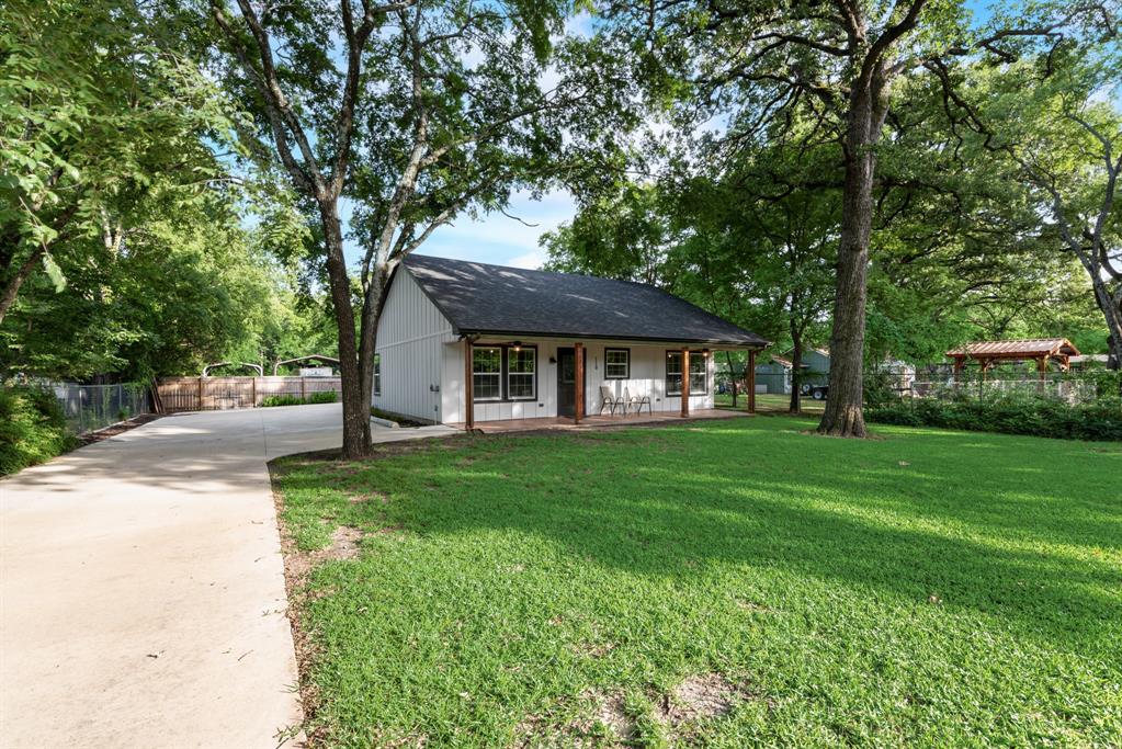 Eastwood Islands - Residential Lease