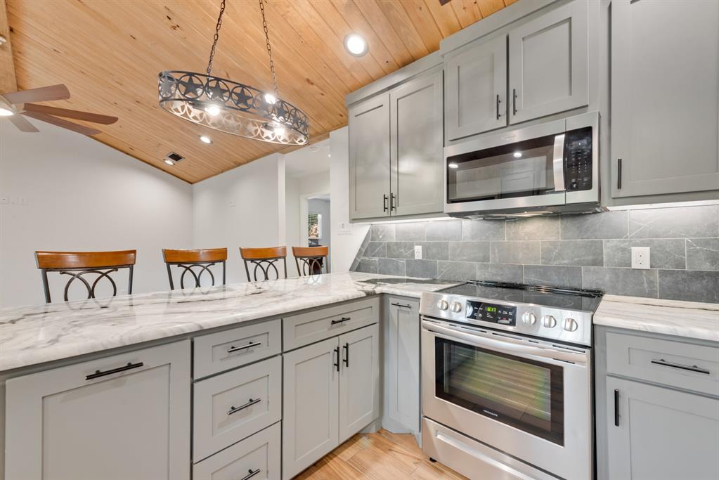 Eastwood Islands - Residential Lease