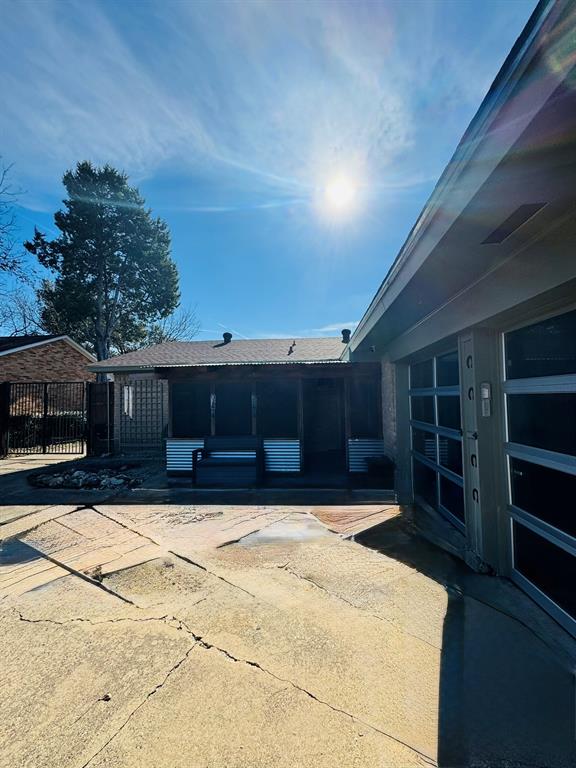 WILLIAM H CHARLES SUBD - Residential Lease