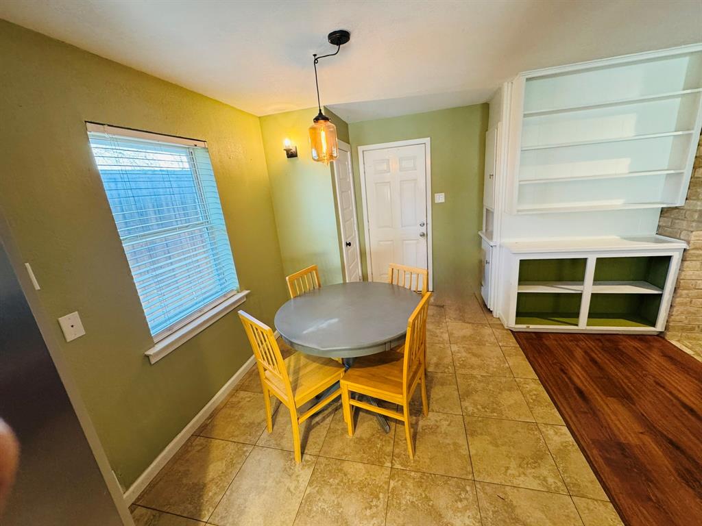 WILLIAM H CHARLES SUBD - Residential Lease