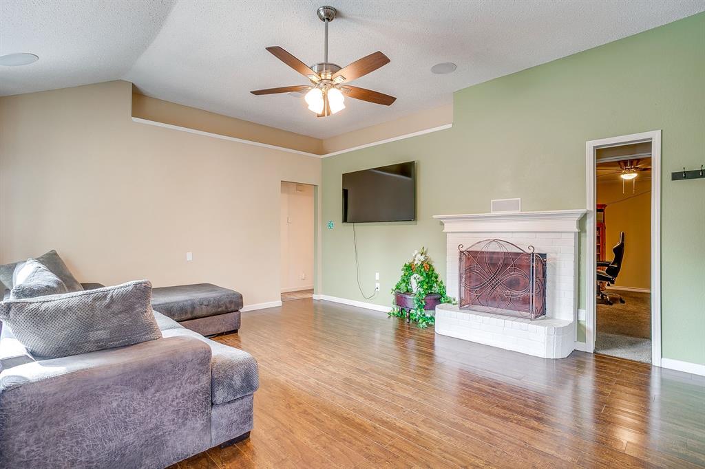 Keswick Gardens Ph 01 - Residential