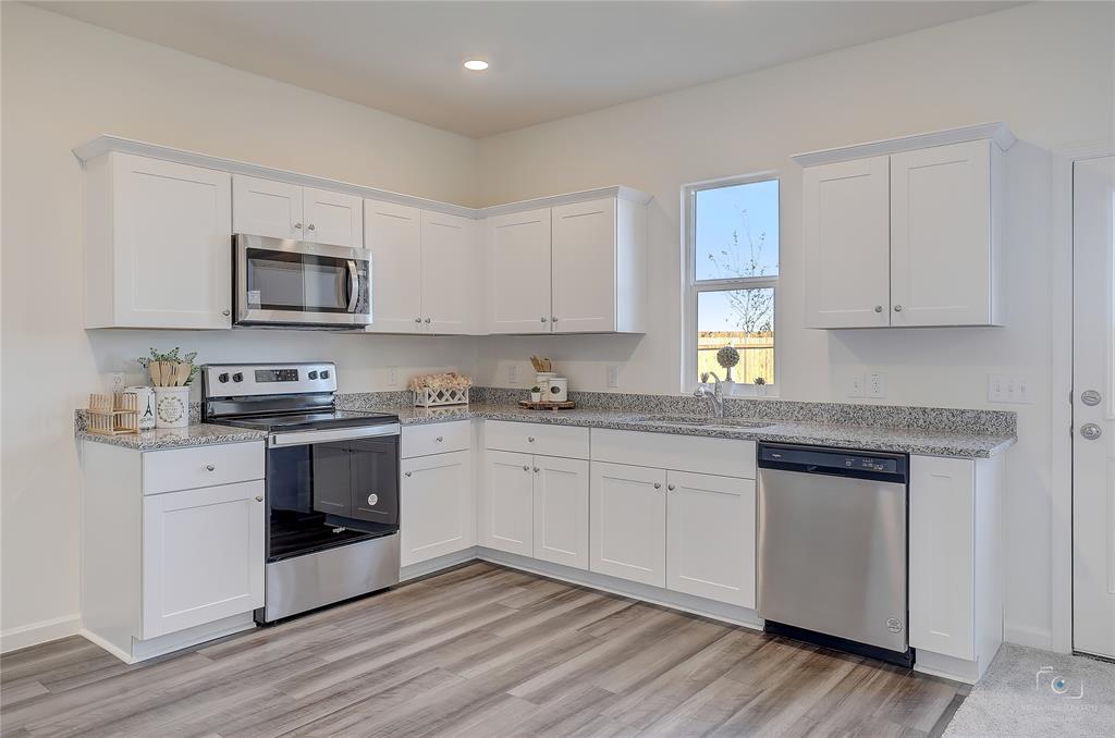 Monticello Park - Ph 2 - Residential Lease