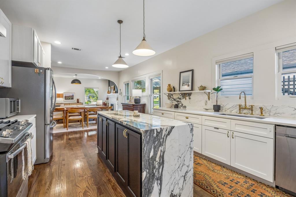 Winnetka Heights - Residential