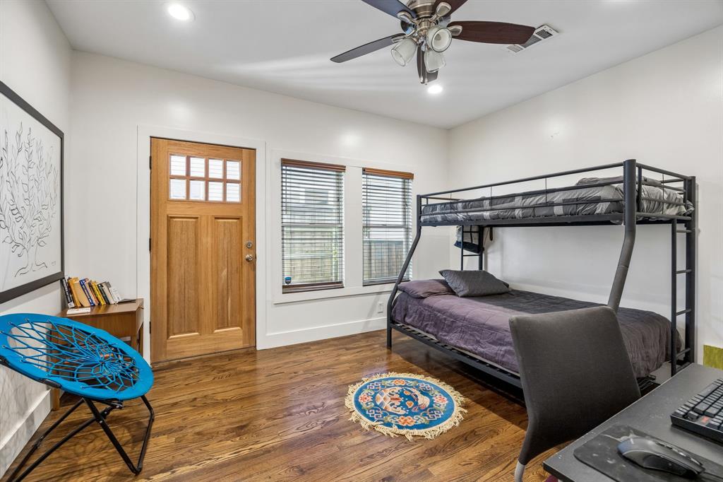 Winnetka Heights - Residential