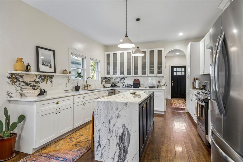 Winnetka Heights - Residential