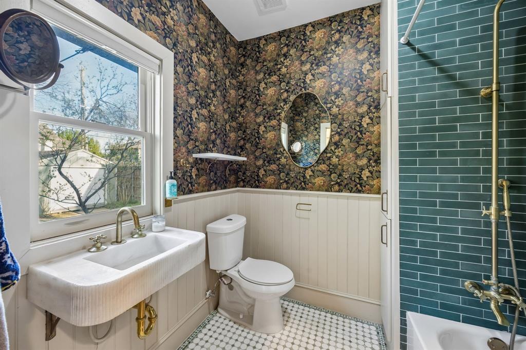 Winnetka Heights - Residential