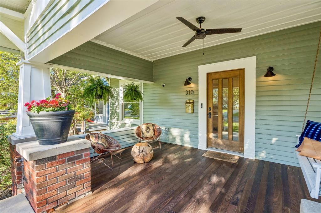 310 N Montclair Avenue