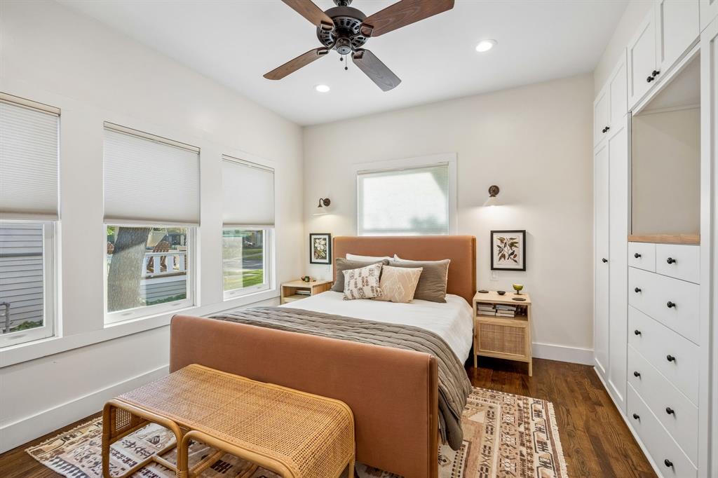 Winnetka Heights - Residential