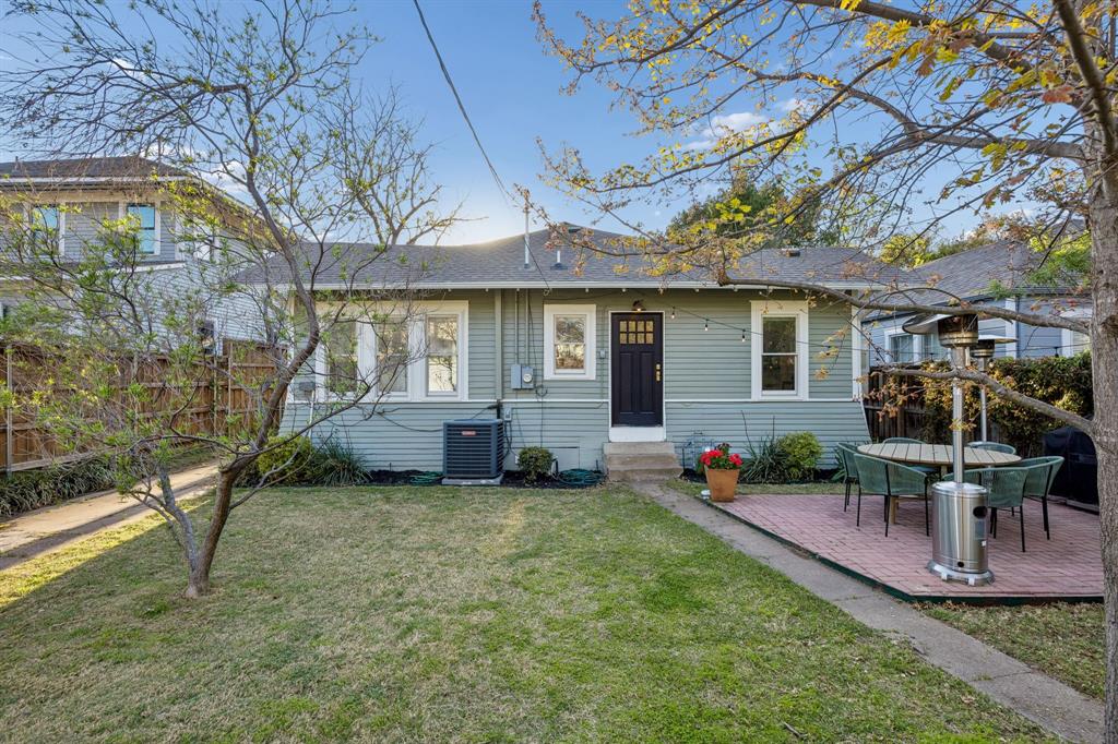 Winnetka Heights - Residential