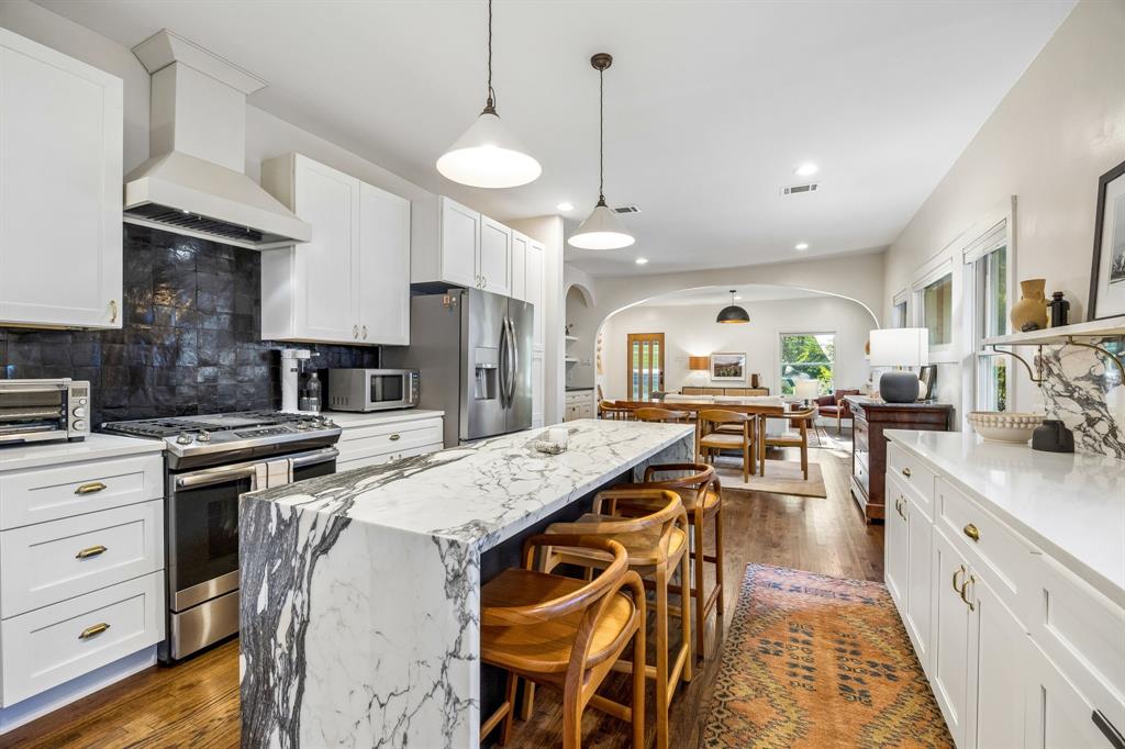 Winnetka Heights - Residential