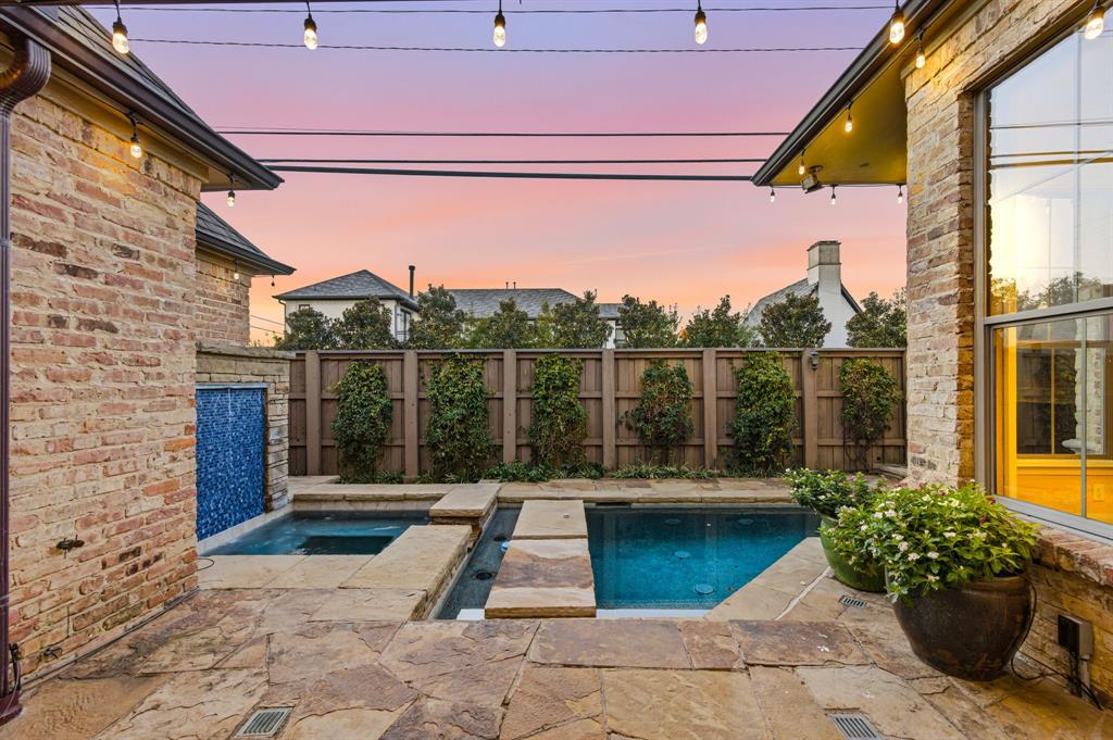 Briarwood - Residential