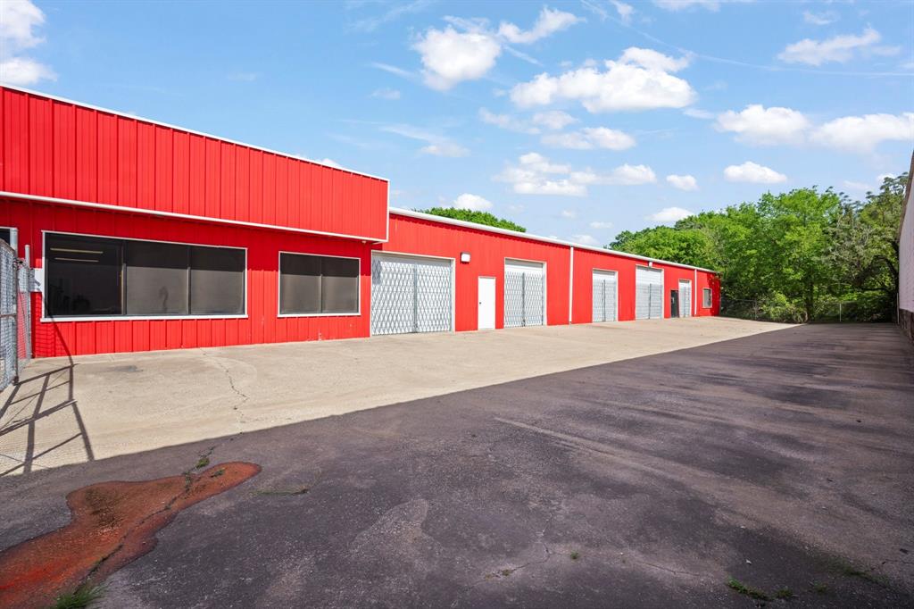 650 E Highway 67 E