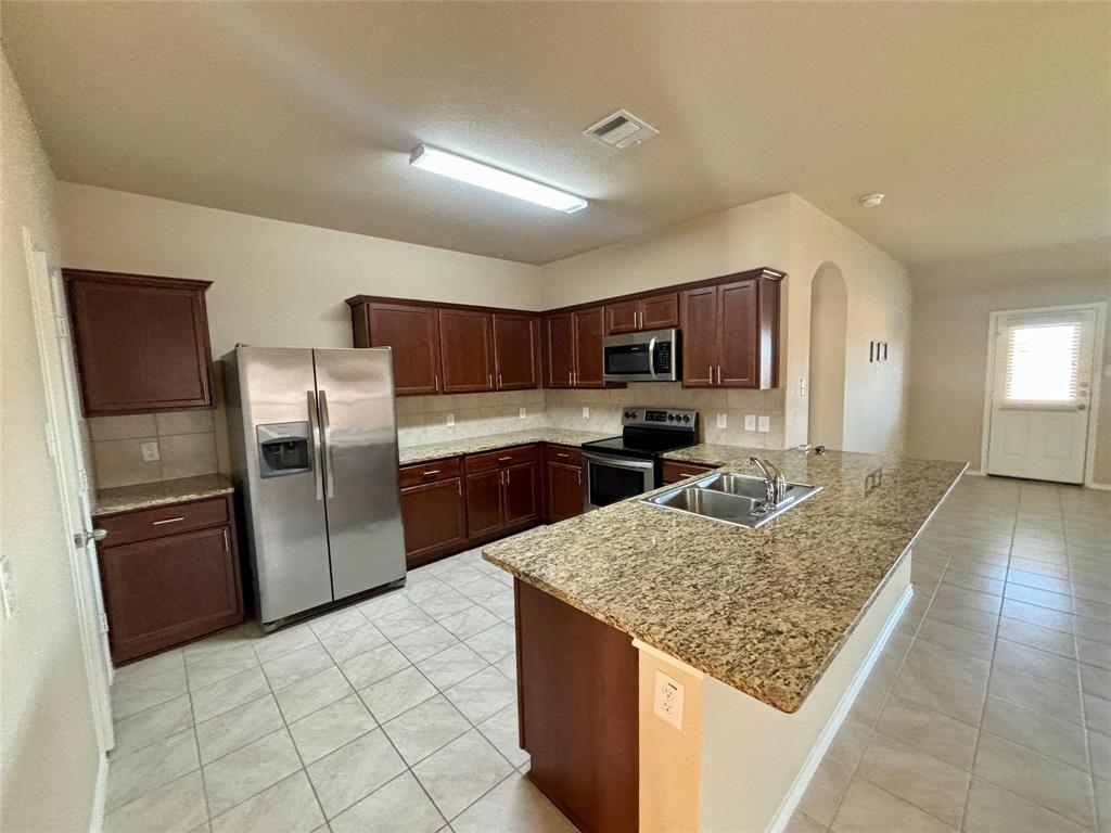 Woodcreek Ph 6d2 - Residential Lease