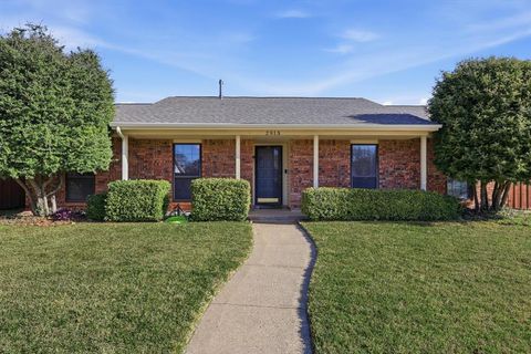 2913 Flagstone Drive Garland TX 75044