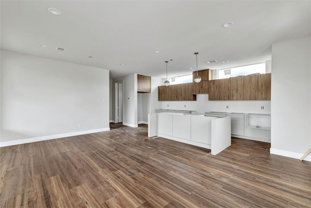 GREENVILLE TERRACE - Residential